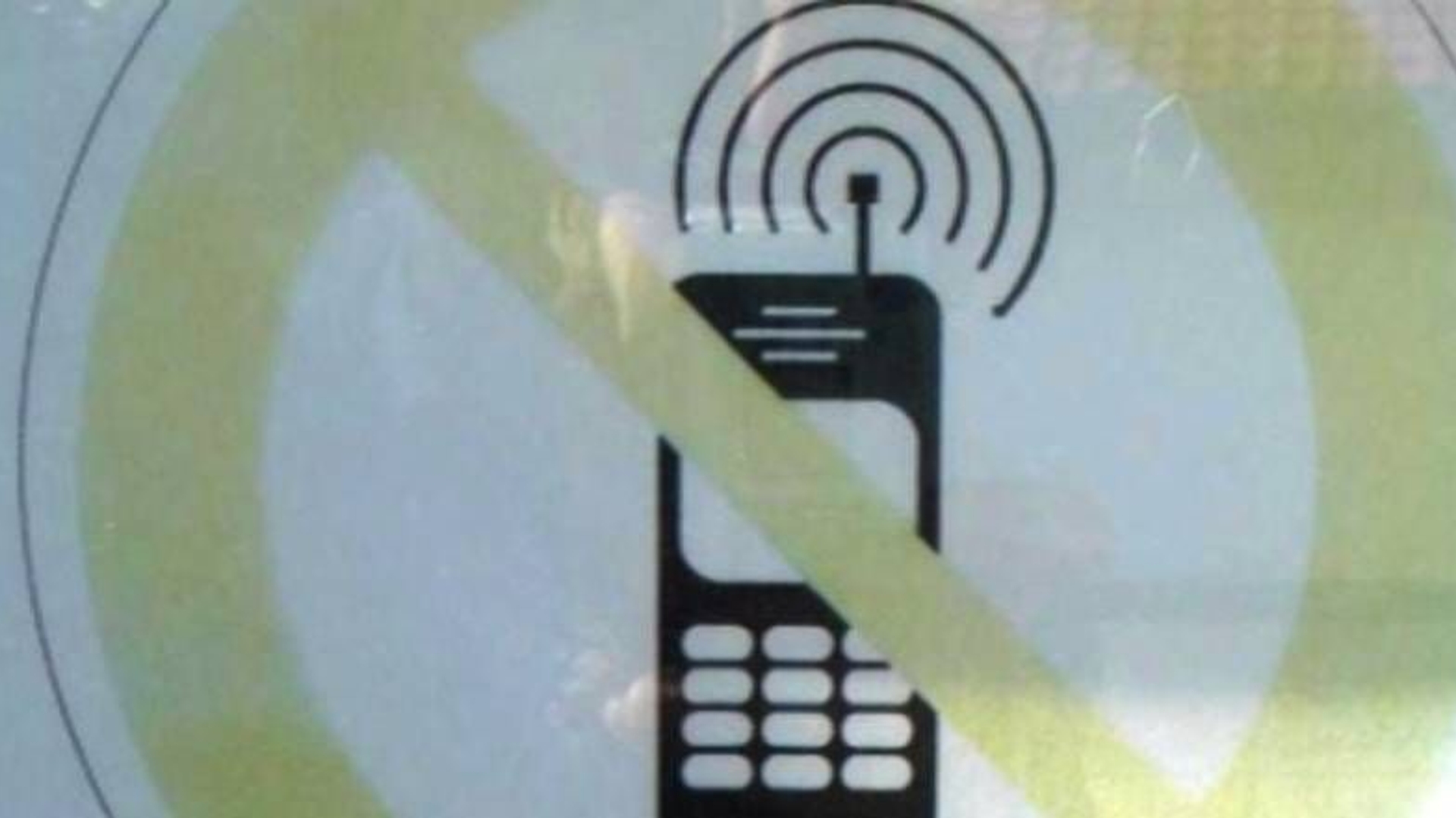 straling-mobiele-telefoon-riskant-voor-kinderen