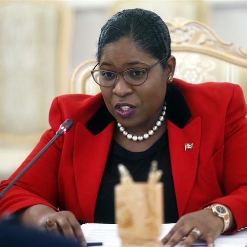 Suriname: excuses minister Blok onaanvaardbaar