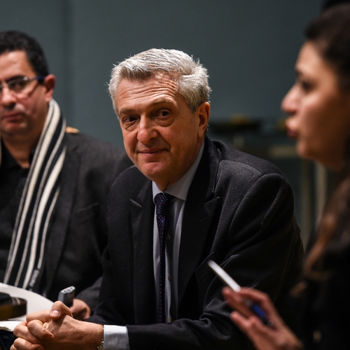 'Ik zou ook de dood riskeren om te ontsnappen uit een vluchtelingenkamp', zegt VN-commissaris